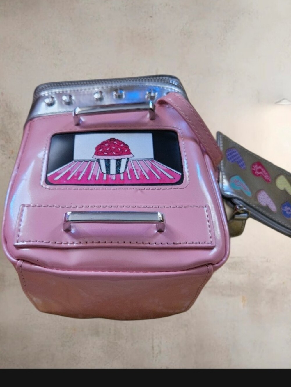 Betsey Johnson Kitsch L'Oven You Crossbody Bag - Picture 5 of 7
